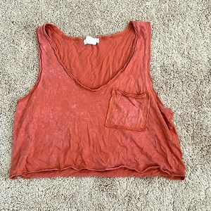 Basic Pinkish red cropped tee
